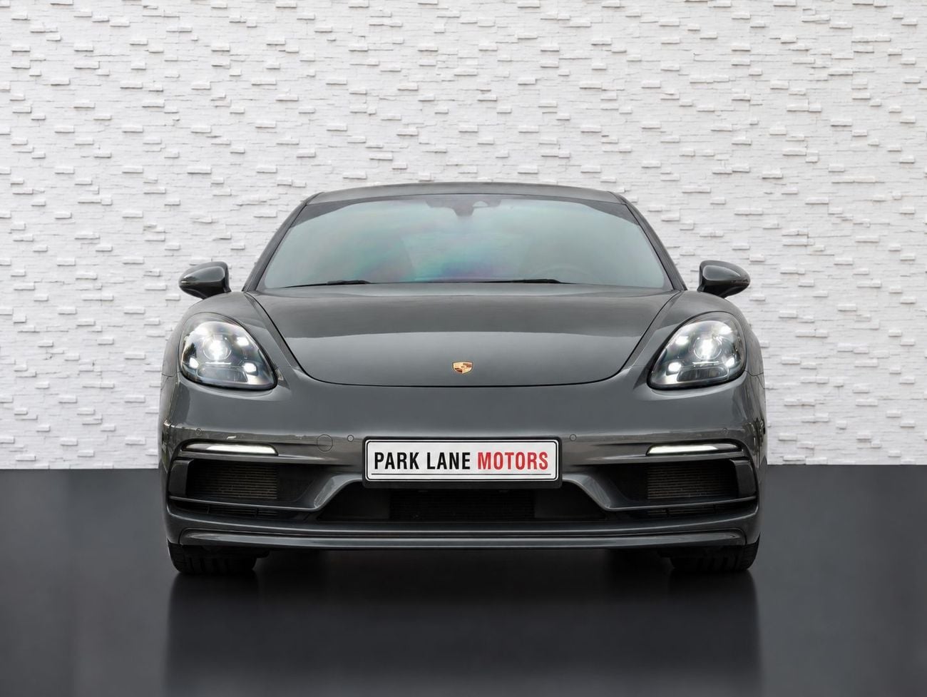 بورش كايمان 718 STD