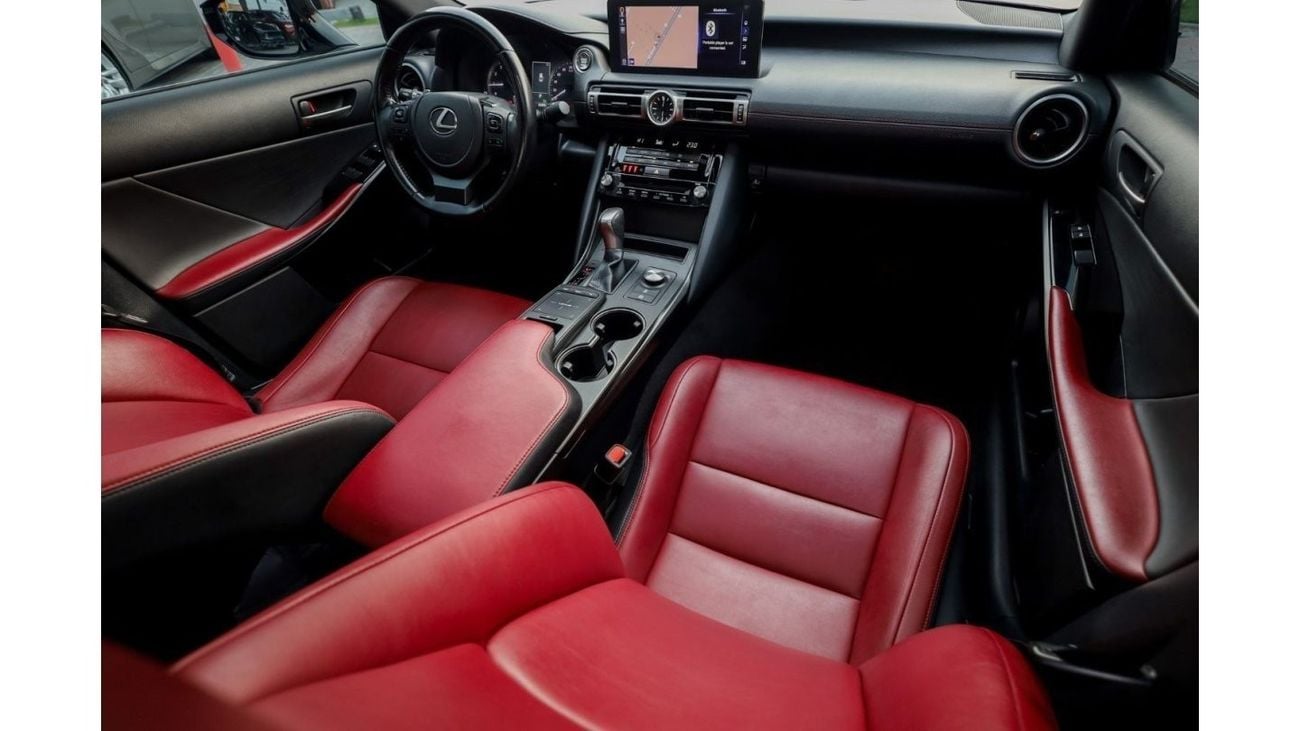 Lexus IS300 Premier Lexus IS300 2021 GCC under Warranty with Flexible Down-Payment/ Flood Free.