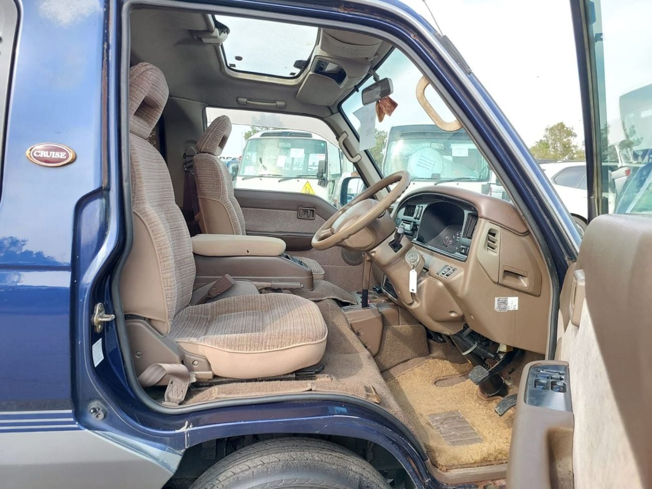 نيسان كارافان (RAMADAN OFFER) NISSAN CARAVAN VAN RHD 1996 MODEL 2.7 L DIESEL AUTOMATIC(PM63936)