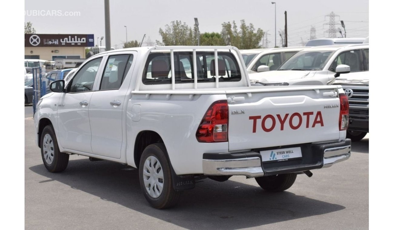 تويوتا هيلوكس 2021 | 2.7L DLX 4X2 BASIC DC MT WITH FABRIC SEATS AND PETROL PICKUP