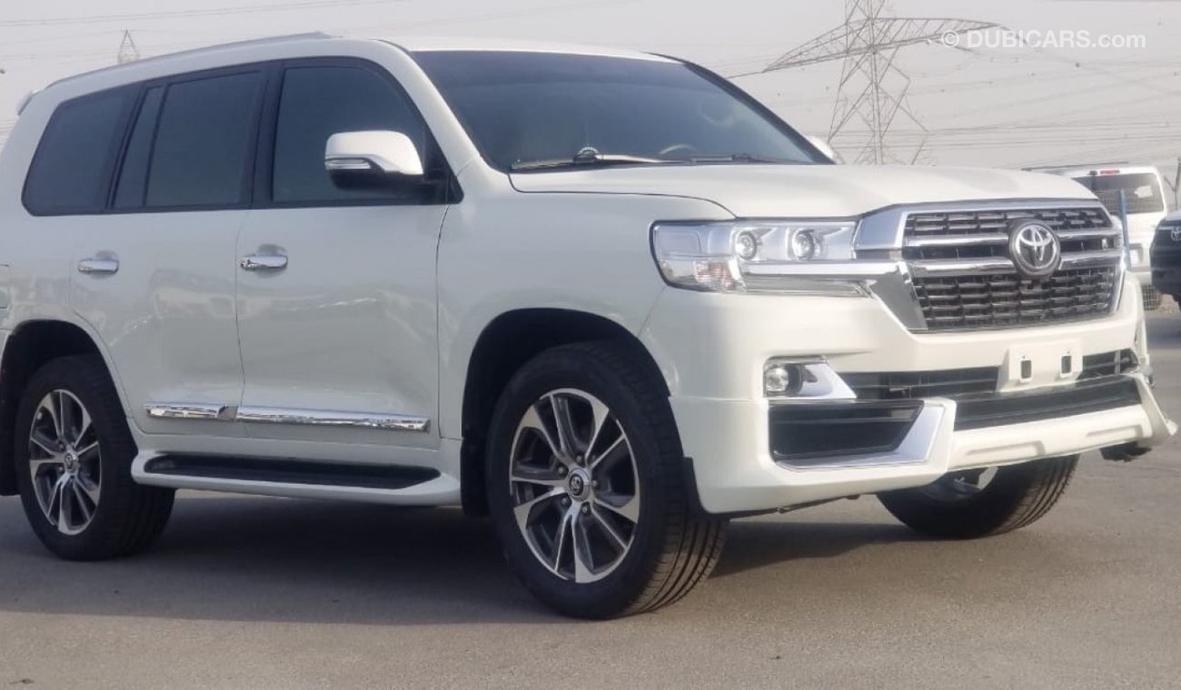 Toyota Land Cruiser 2013 V6 GXR Tinted, Automatic, [Face-Lifted 2020], Perfect Condition, Rear Leather Entertainment.