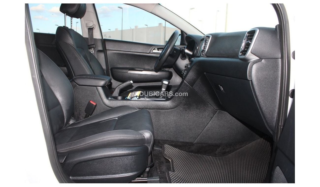 كيا سبورتيج كيا سبورتاج 2018 ديزل وارد كوريا أوراق جمارك بدون حوادث نظيفه جدا من الداخل والخارج