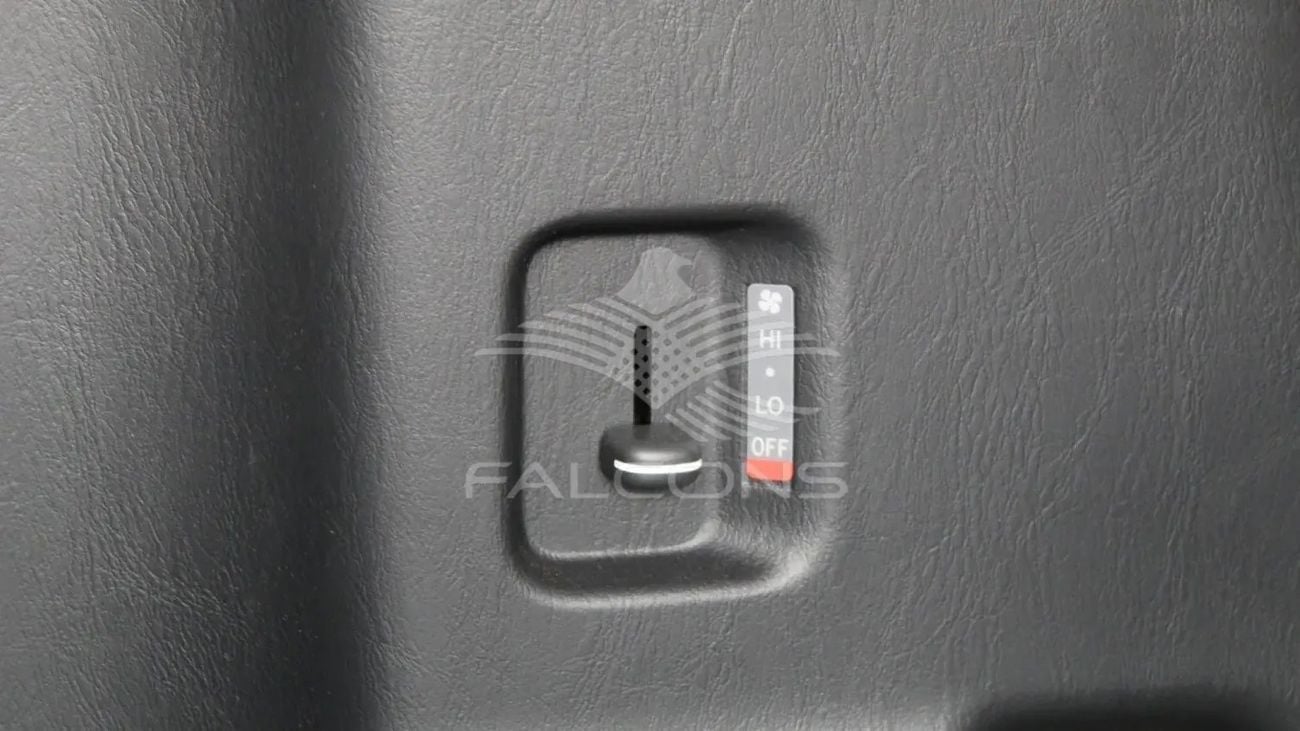 تويوتا هاياس Toyota HIACE D 2.5L M33 GL H R WITH AC , ABS-ALLOY MT