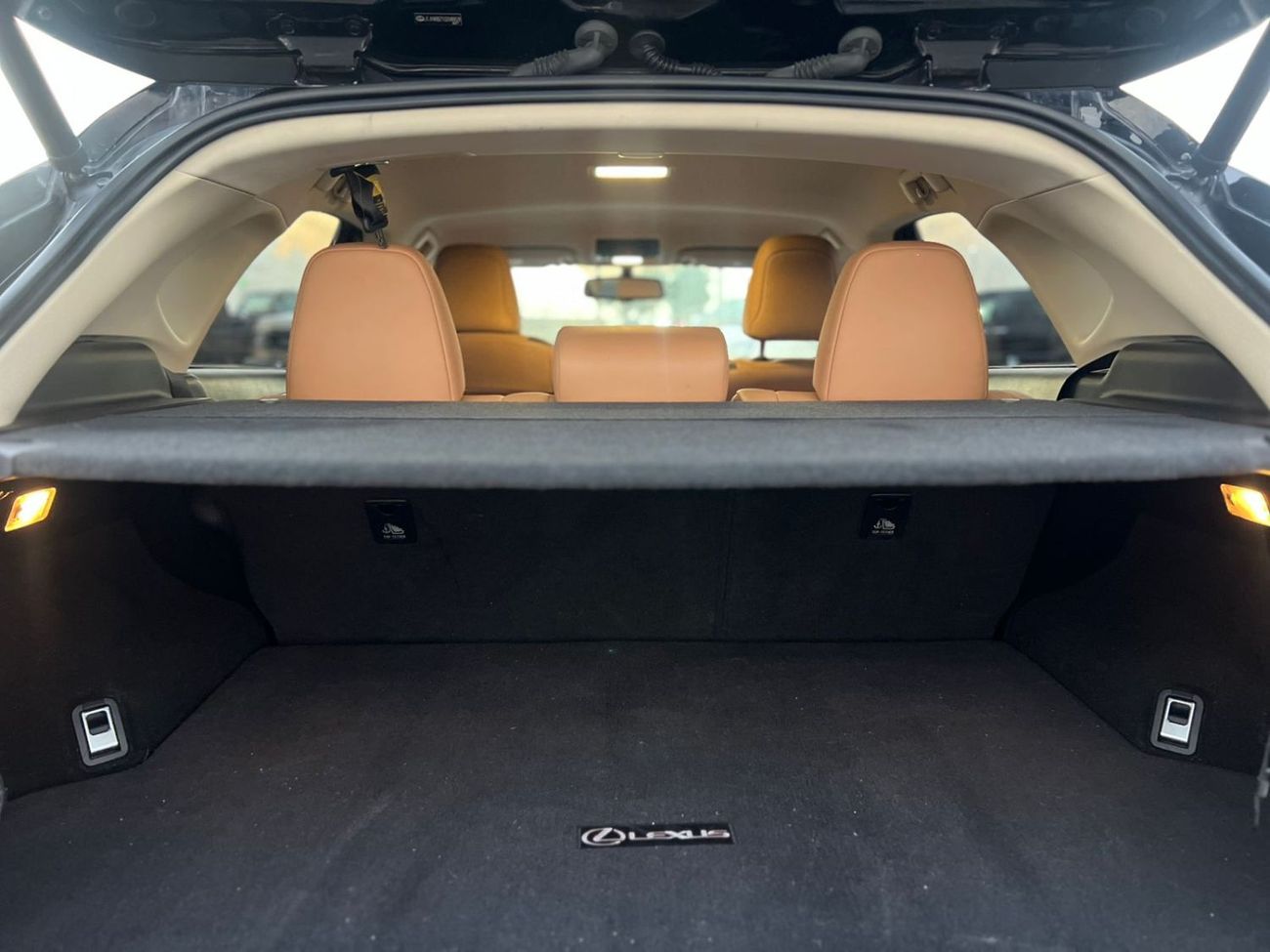 لكزس NX200t 2016 Lexus NX200t Turbo 2.0L V4 - AWD 4x4  - Rear Camera - Leather Seat & - Auto trunk