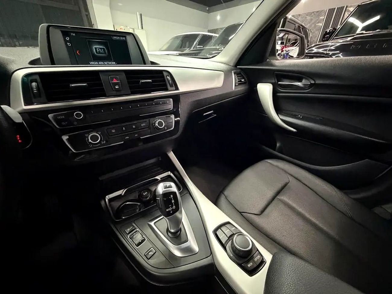 بي أم دبليو 120i M Sport 2.0L