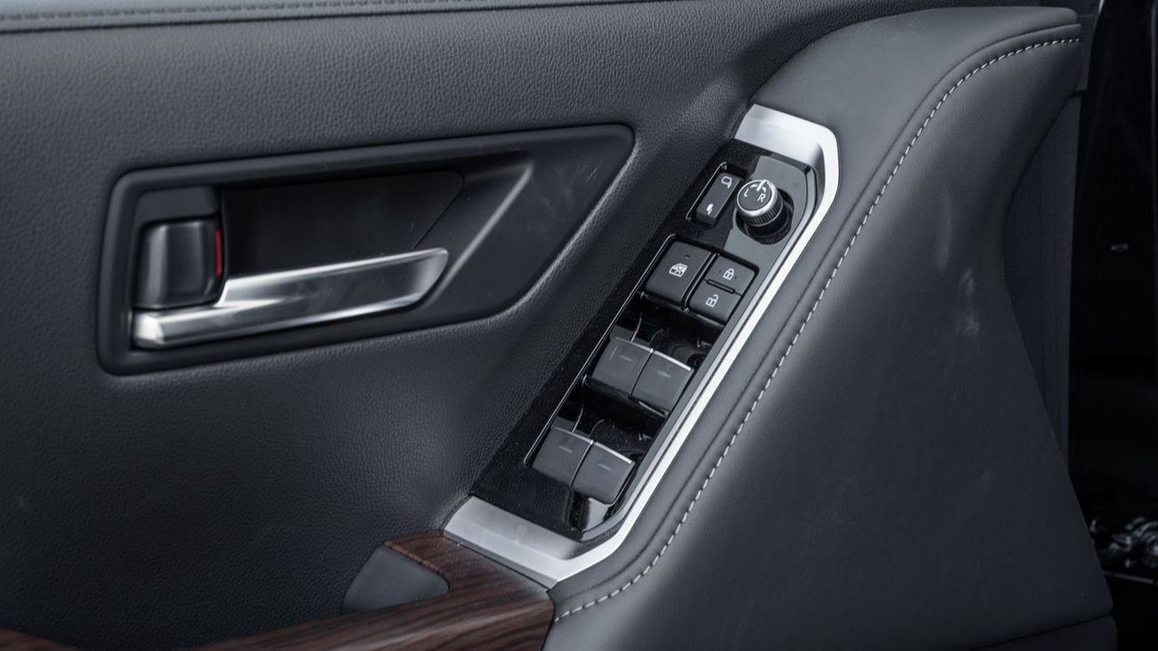 Toyota Land Cruiser TOYOTA LANDCRUISER 3.5 GXR MID HEV- 2026YM