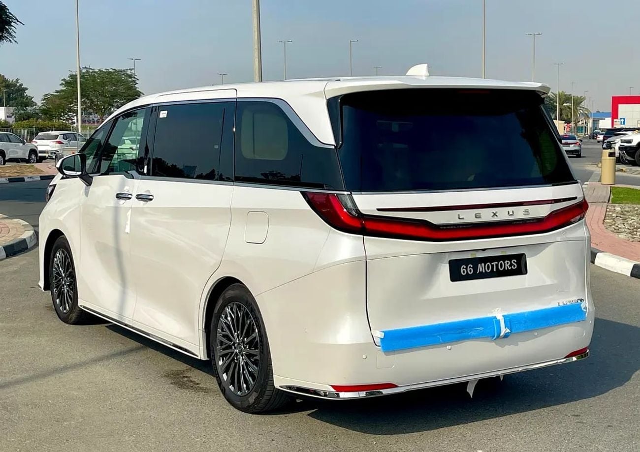 لكزس LM 350h Lm350 VIP Seats -- Where Business Class becomes First Class on wheels