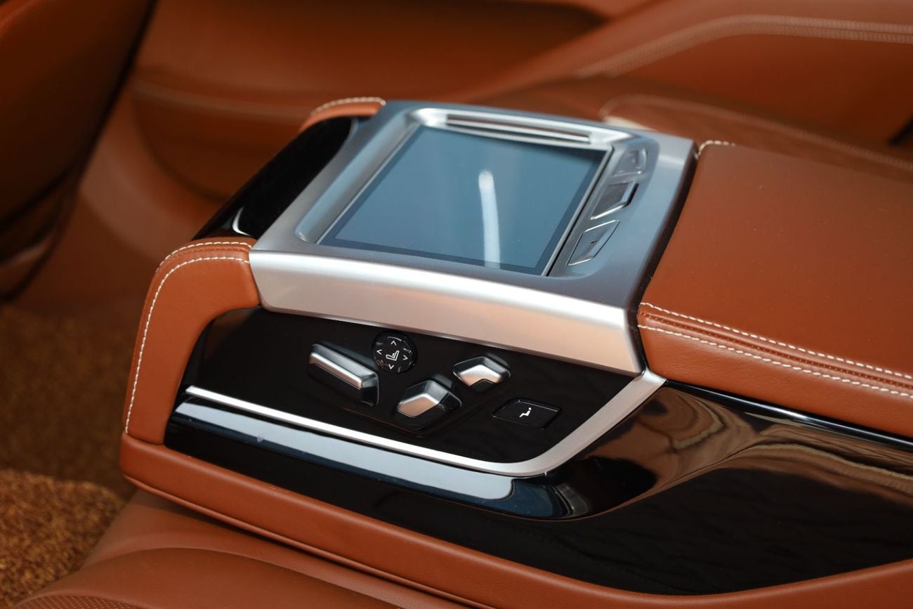 BMW M760Li XDRIVE