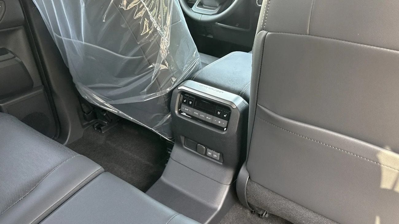 تويوتا برادو Prado 2.8 Luxury 2025 Full option