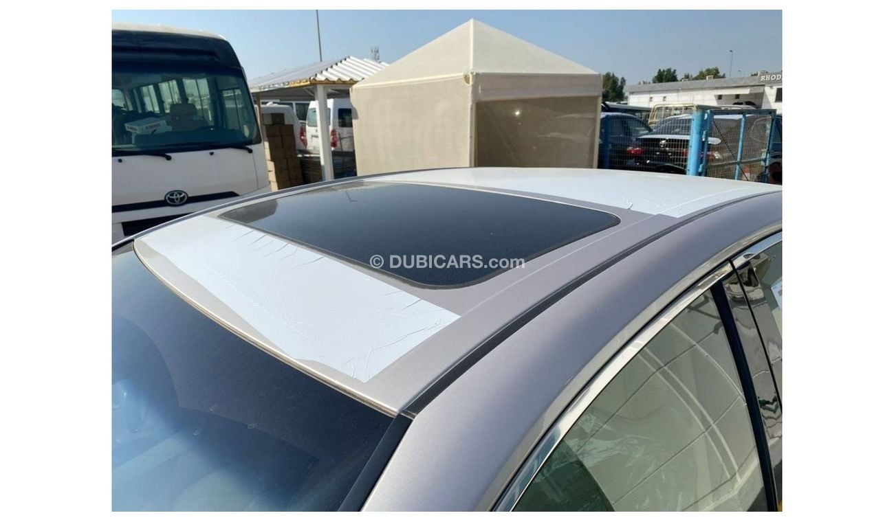 تويوتا كامري ويوتا كامري 3.5 لتر سيدان دفع امامي موديل 2022 لون ذهبي