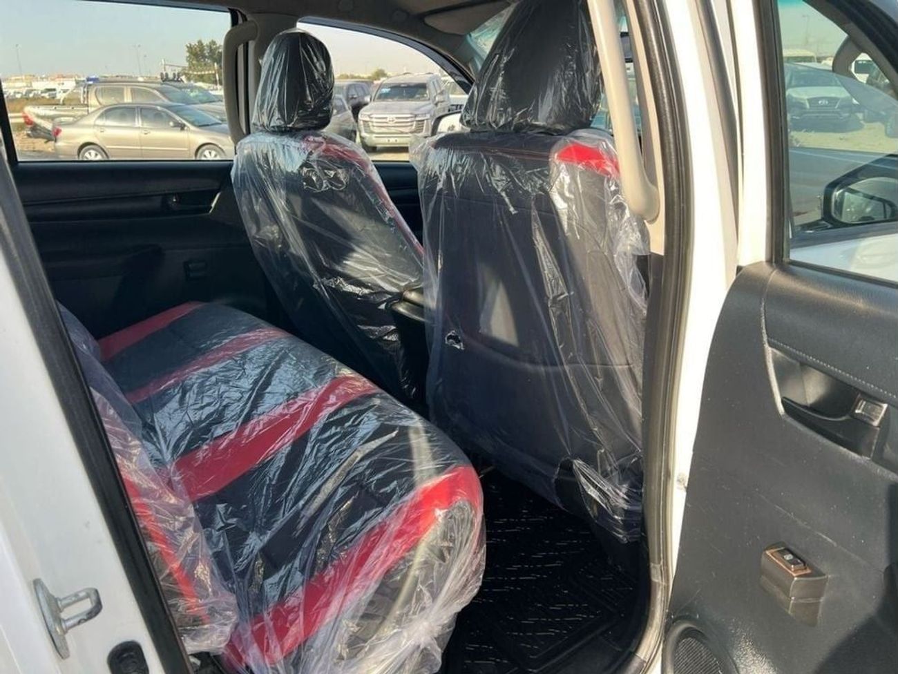 Toyota Hilux 2021 TOYOTA HILUX Adventure Option 2.7L  -  V4 - 4 Wheel Drive - LEATHER SEATS - AUTOMATIC TRANSMISS