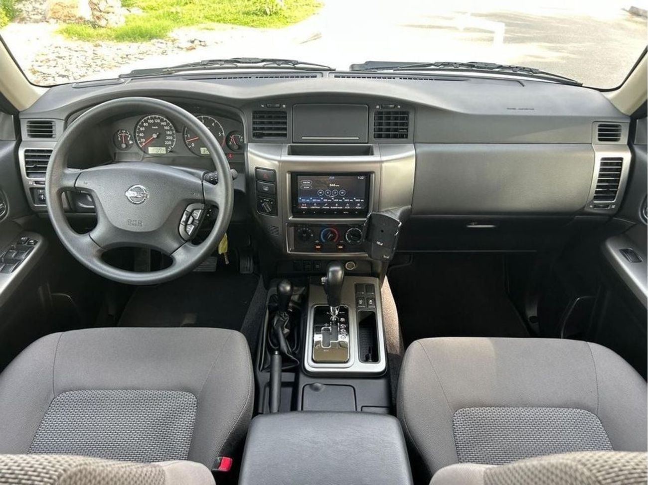 Nissan Patrol Safari Safari 4.8L A/T GL 2023 GCC LOW MILEAGE SINGLE OWNER IN MINT CONDITION