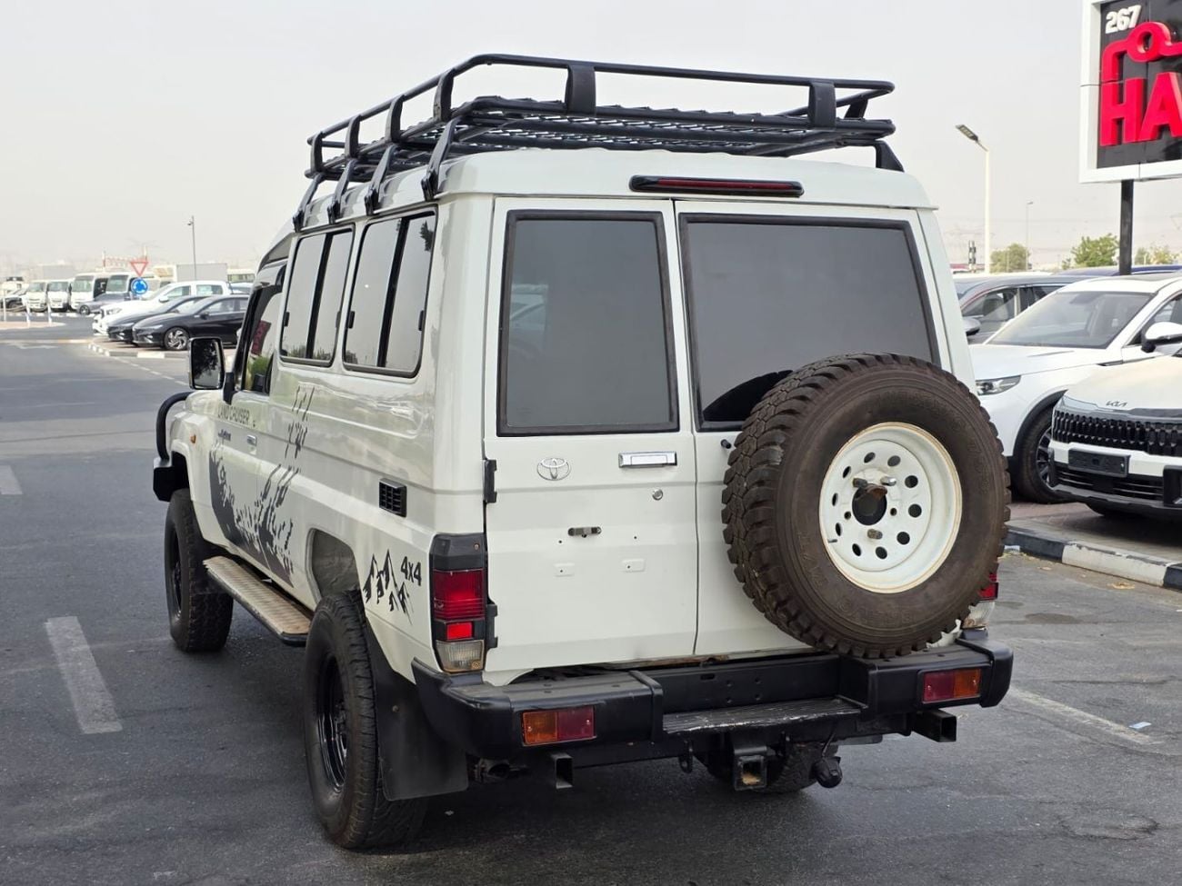 تويوتا لاند كروزر 70 LC76 HT SWB RIGHT HAND 3 DOORS HARDTOP 2014 MODEL V8 DIESEL MANUAL GEAR