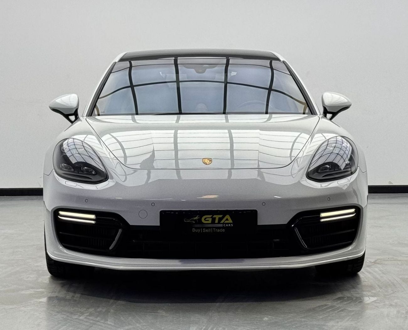 بورش باناميرا 4S 2.9L 2018 Porsche Panamera 4S, Full Porsche Service History, Sport Chrono Package, GCC2018 Porsch