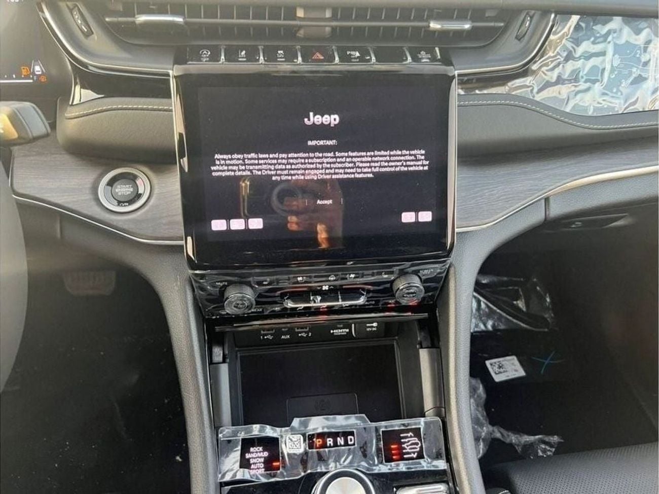 Jeep Grand Cherokee EXPORT PRICE - Grand Cherokee Overland 3.6L