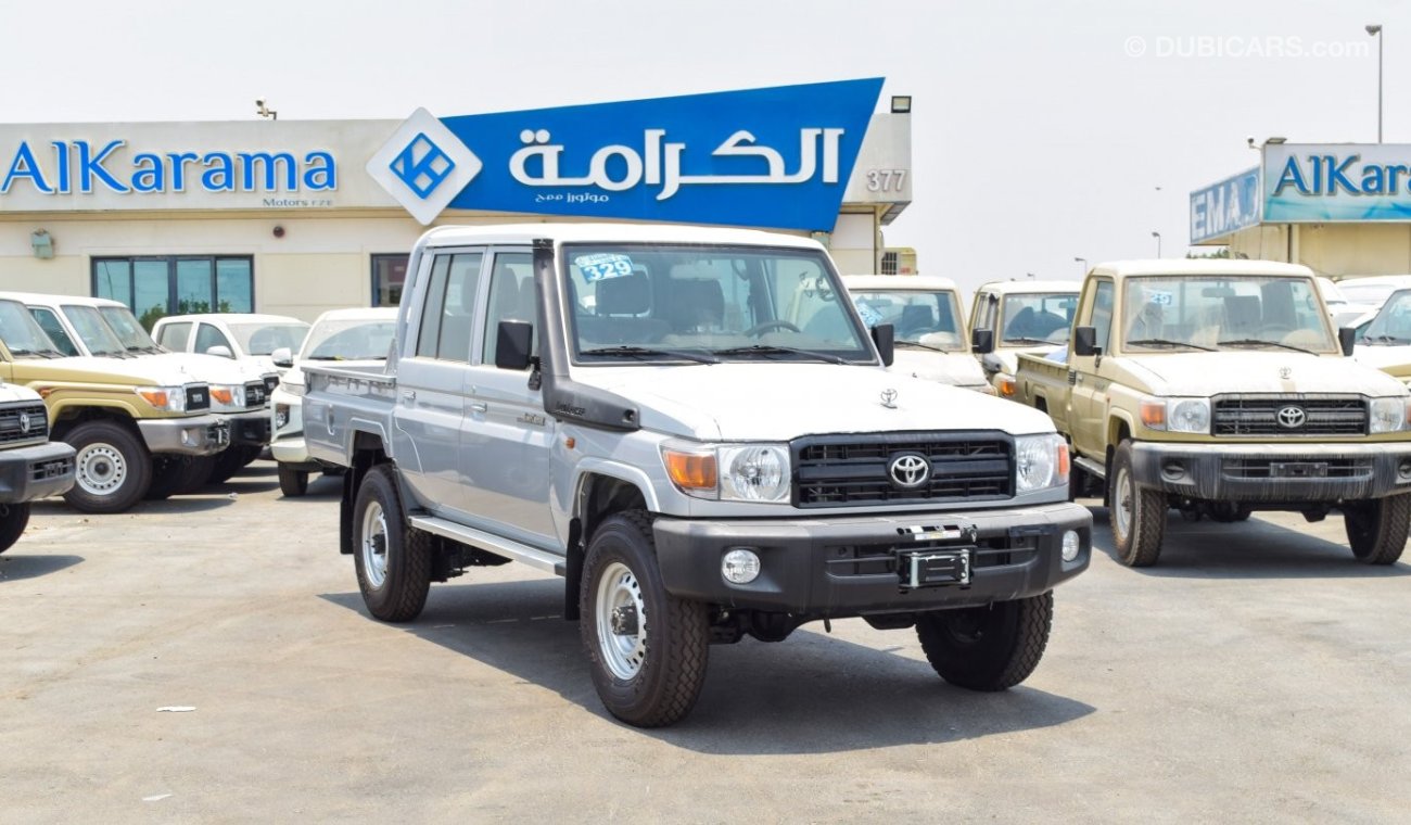 Toyota Land Cruiser Pick Up V6 4.0 L Petrol Double Cabin ,4/4,winch ,Hub lock,power window , wooden interior , centre lock