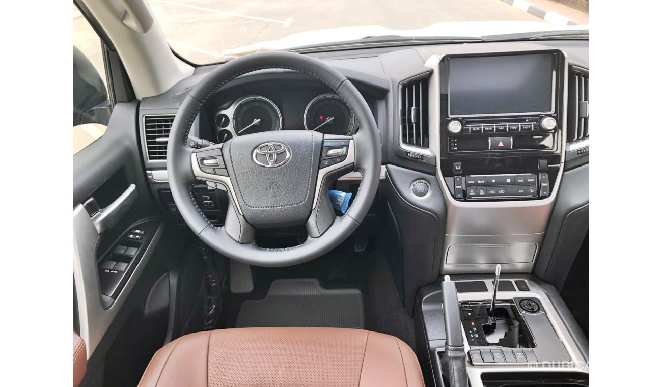 Toyota Land Cruiser Diesel 4.5L AT 2019 Model VX Full (Export Only)