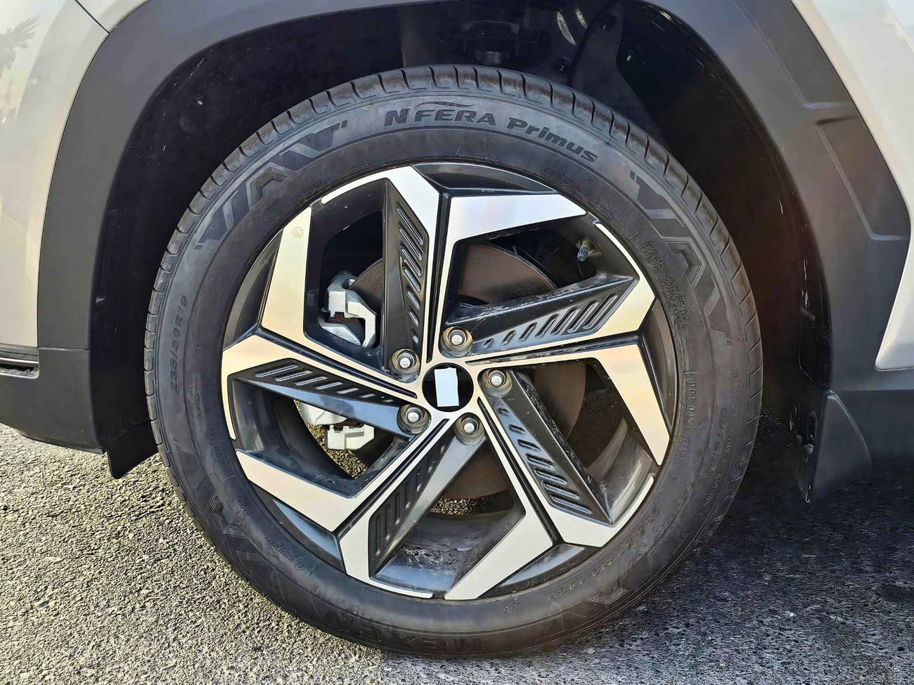 Hyundai Tucson 1.6T V4 PETROL, DRIVER POWER SEATS WITH PANORAMIC ROOF /  FULL OPTION (CODE# 68027)