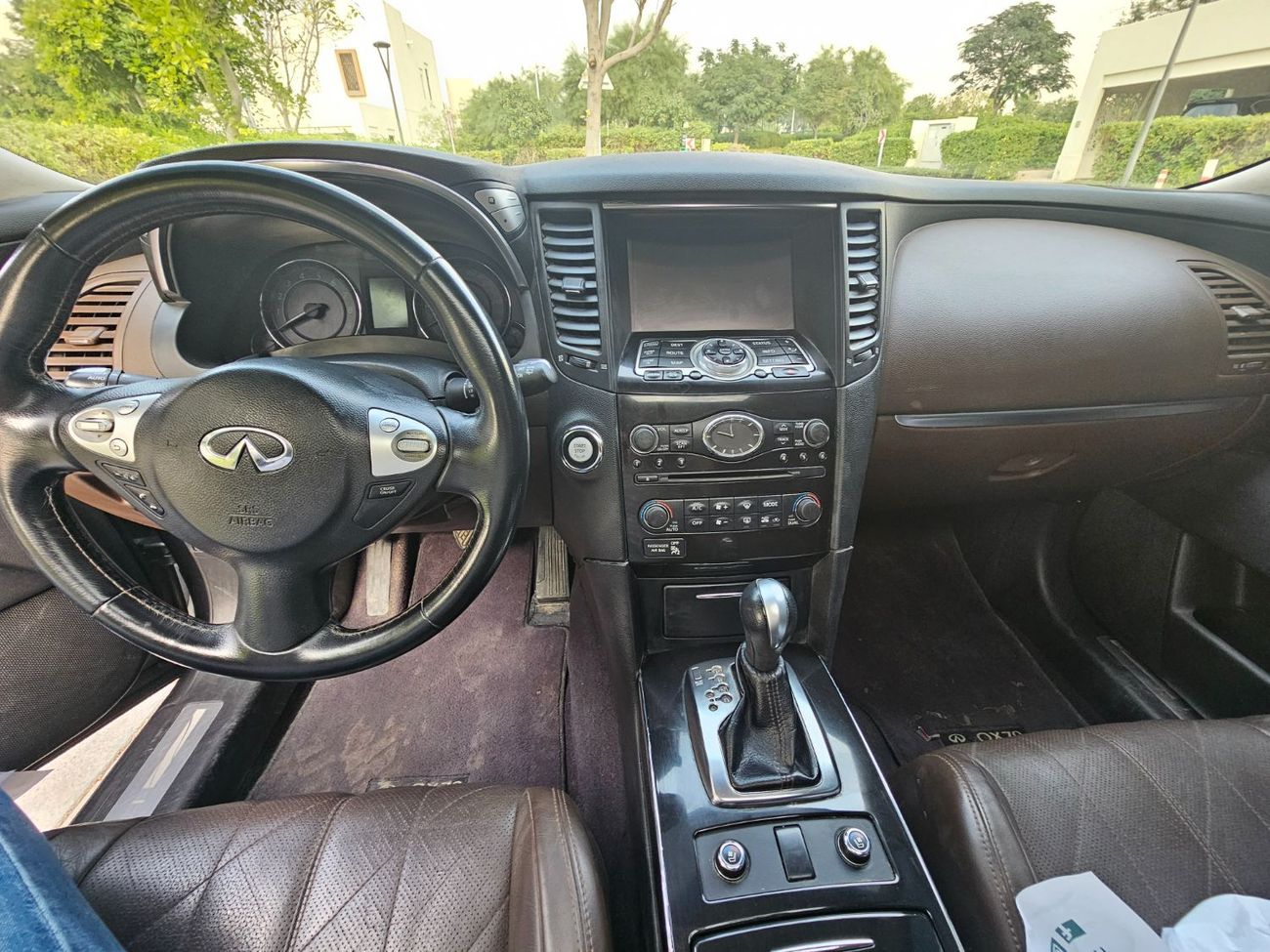 Infiniti QX70 LUXURY
