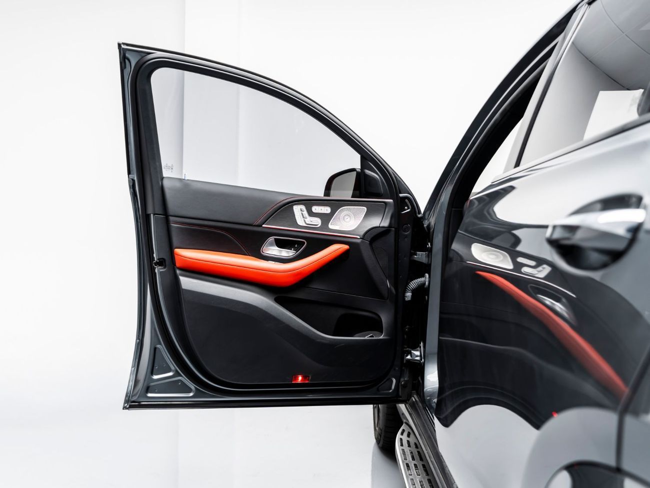 Mercedes-Benz GLE 53 AMG Coupe 4MATIC+ 2023 Mercedes GLE 53 AMG, 2028 Mercedes Warranty + Service Contract, Low KMs, GCC