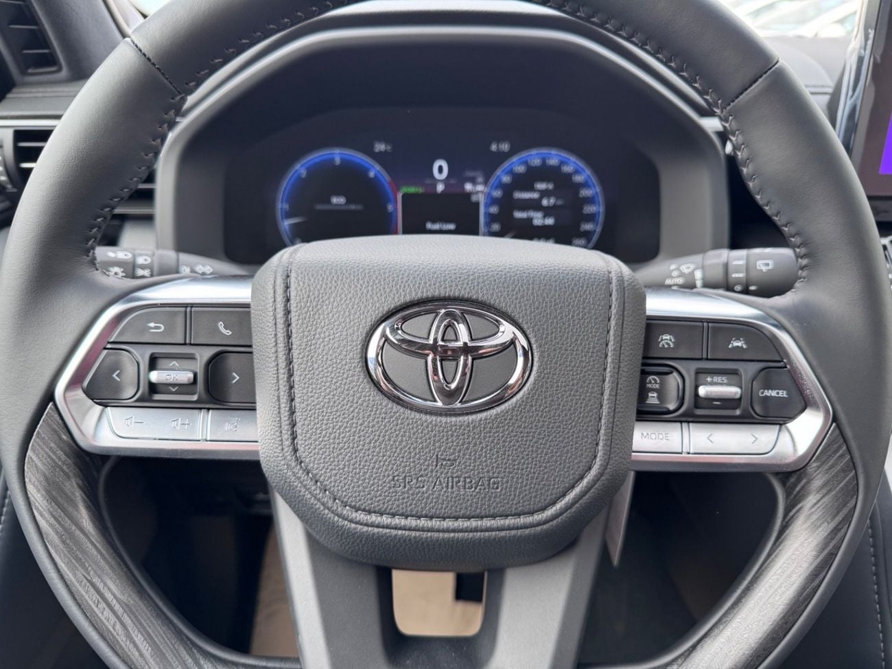 Toyota Land Cruiser GR SPORT