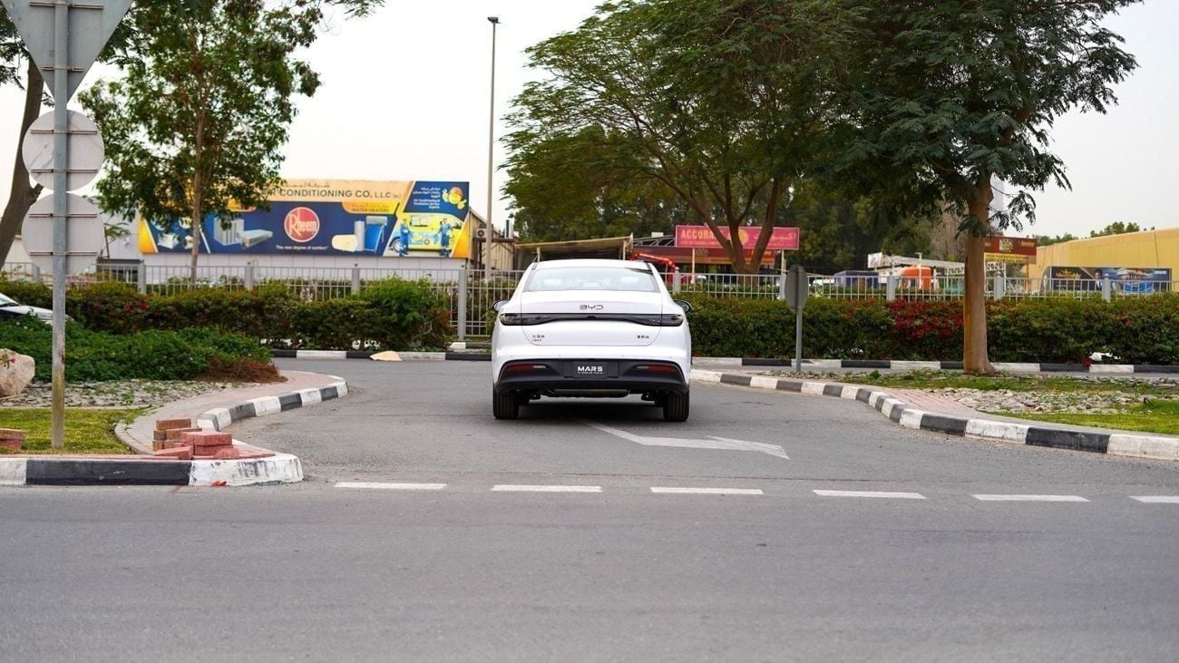 بي واي دي سيل 05 DM-i 2025 BYD Seal 05 DM-i | 1.5L Hybrid (Plug-In) | For Local Registration (55,000 AED)