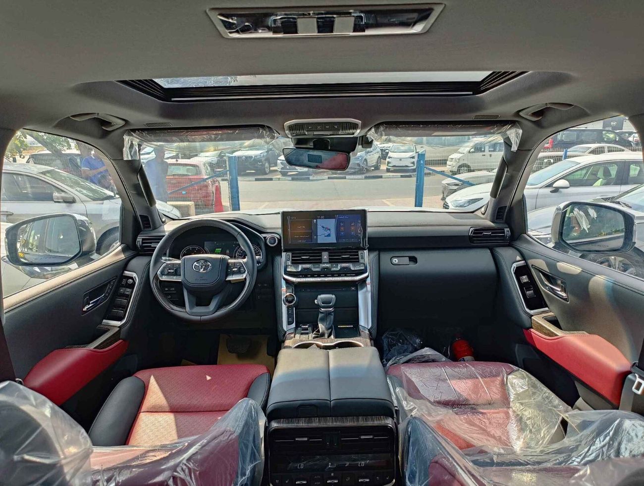 Toyota Land Cruiser LC300 / VXR / 3.3L Diesel / LOWEST PRICE IN MARKET (CODE # 67962)