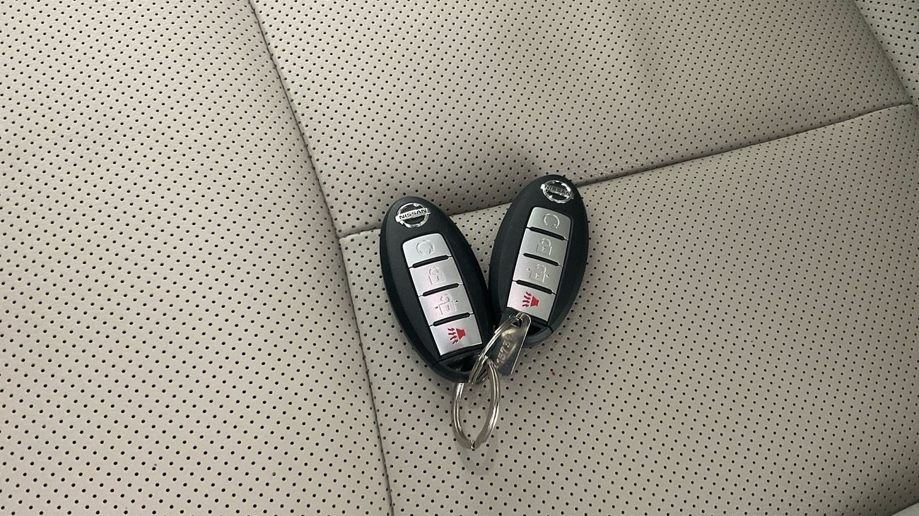 نيسان إكستيرا Platinum | upto AED 20,000 Ramadan Discount | شامل الضمان | 0 ﺪﻔﻋﺓ ﺃﻮﻟﻯ