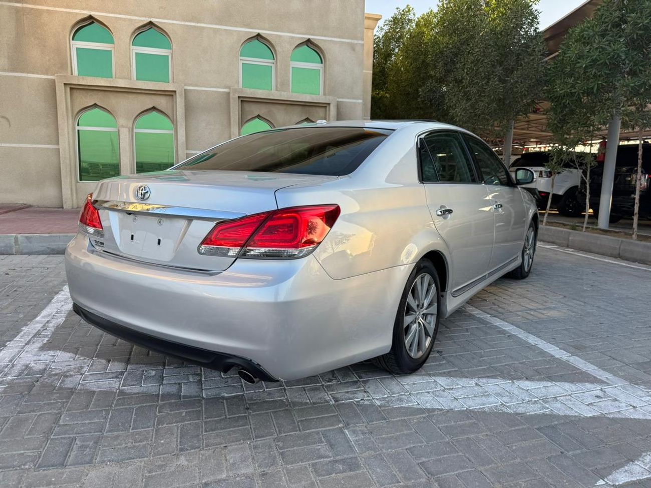 تويوتا افالون Toyota Avalon 2011 limited