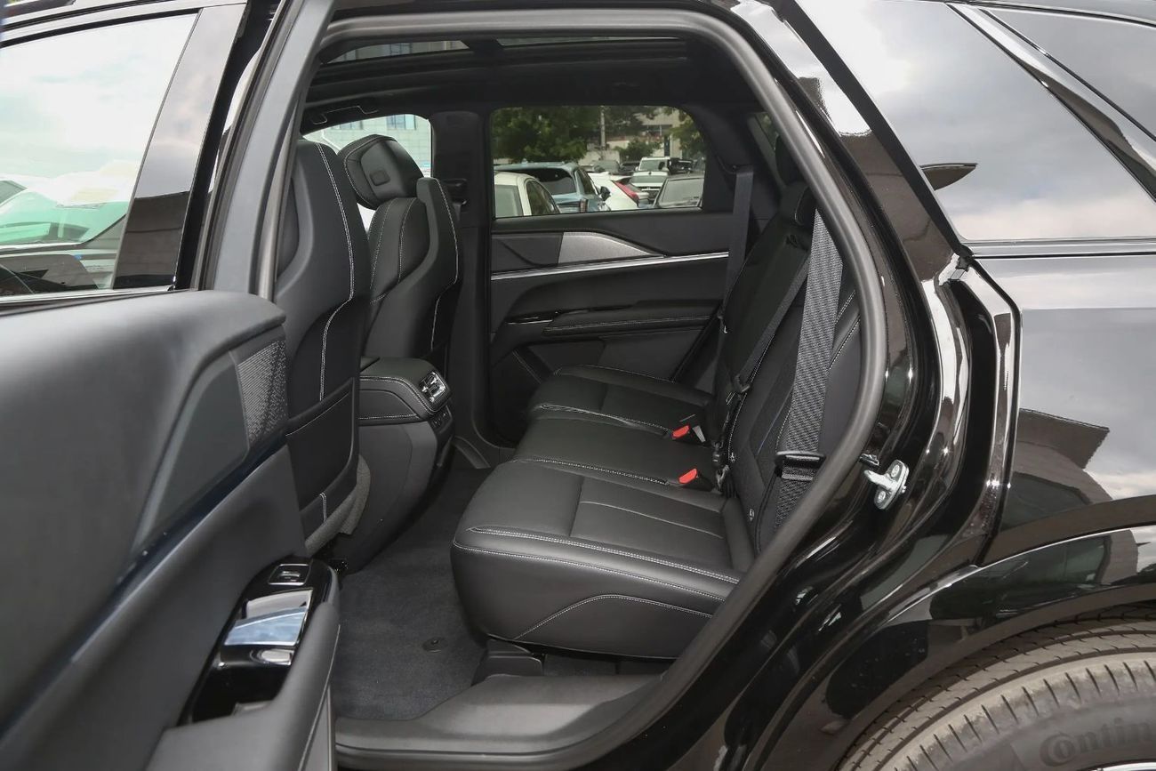 Cadillac XT5 2026 Model 28T All-Wheel Drive Luxury Edition