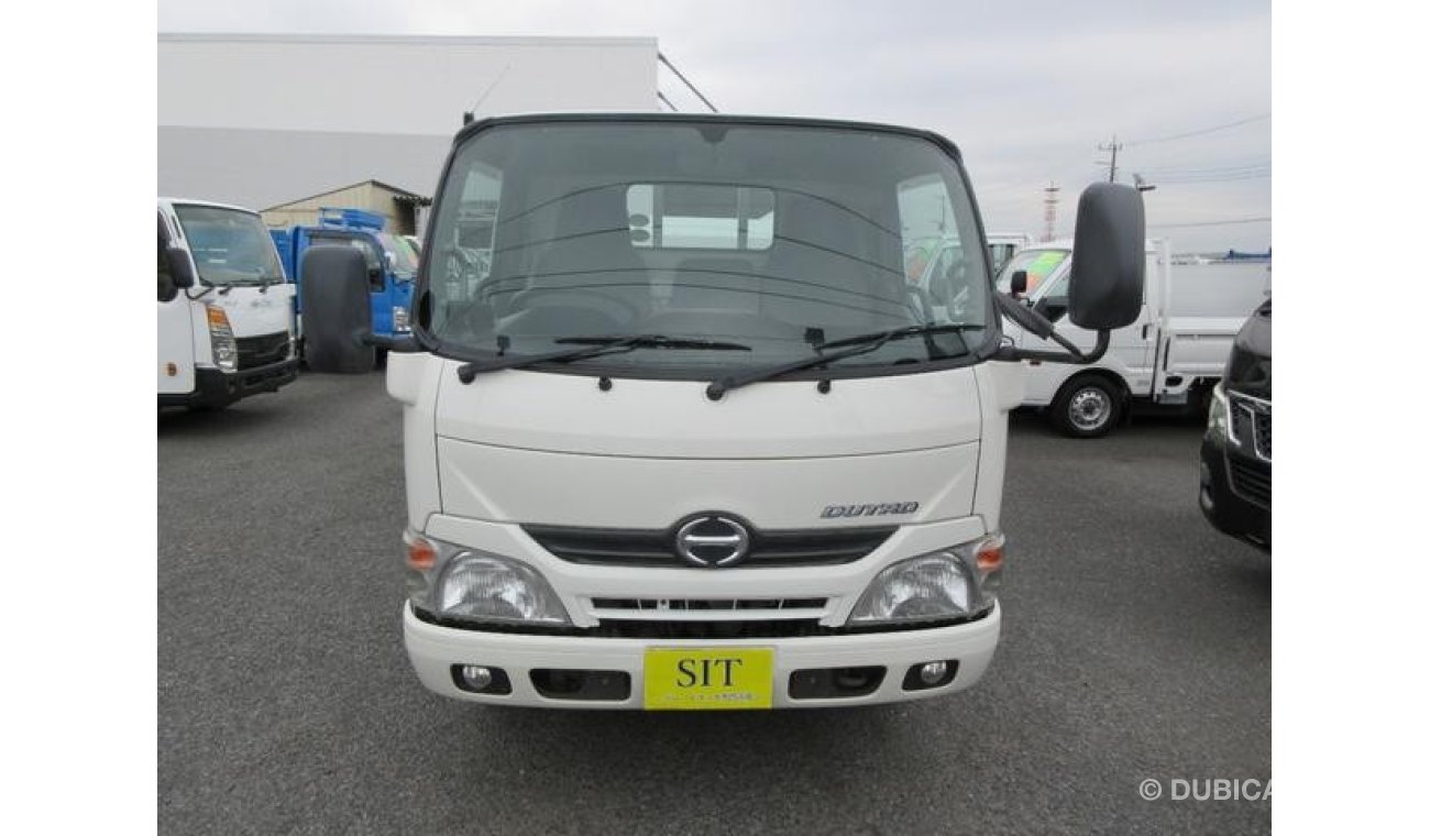 Hino Dutro XZU605M