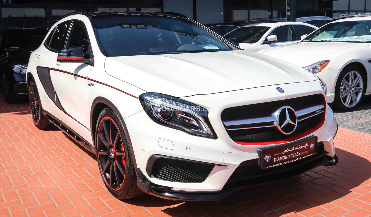 Mercedes-Benz GLA 45 AMG 4 Matic Turbo