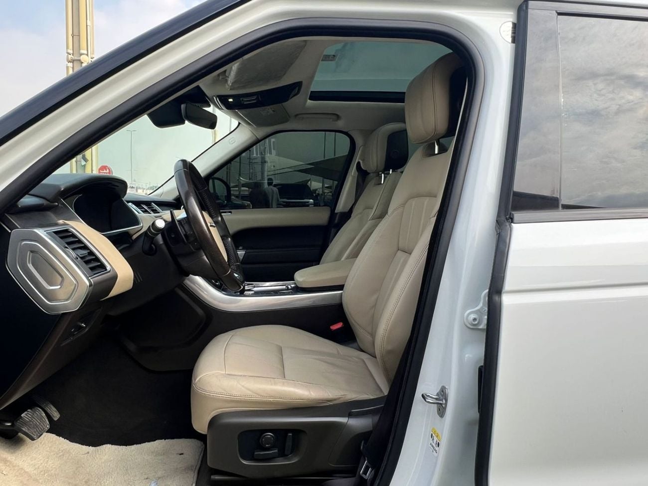 Land Rover Range Rover Sport HSE DYNAMIC HSE 3.0L (335 HP) RANGE ROVER 2018 SPORT SUPER CHARGED 3.0L (335 HP)/V6