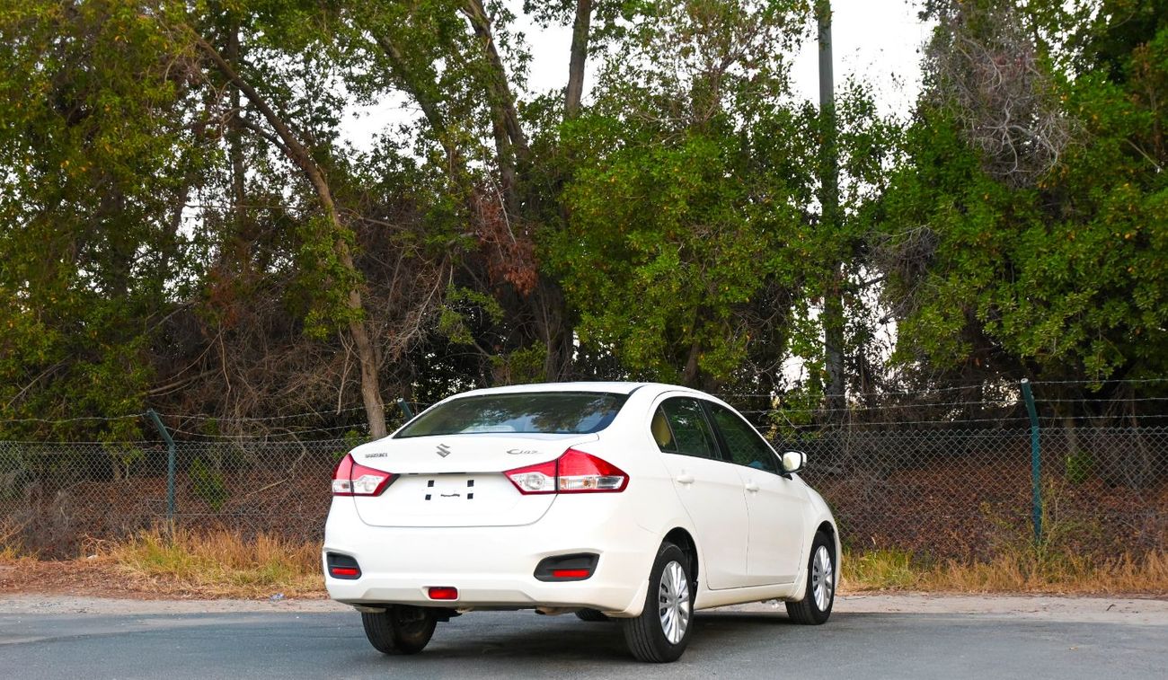 سوزوكي سياز Suzuki Ciaz 2023, Gulf specifications, basic option, in excellent condition