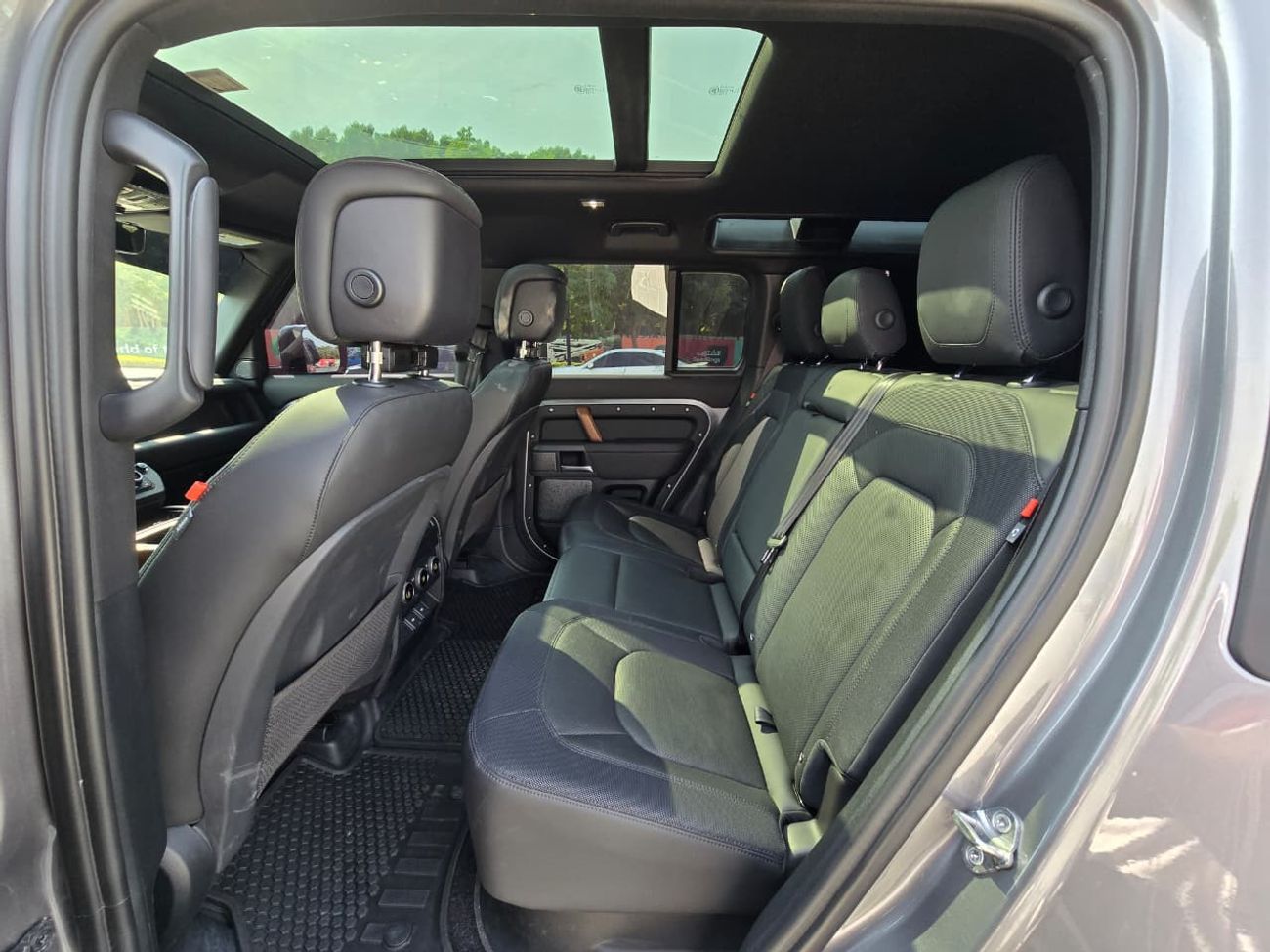 Land Rover Defender P400 110 X-Dynamic HSE 3.0L (5 Seater) !! CLEAN TITLE !! DEFENDER 110 X-DYNAMIC HSE 2024 // PERFECT 