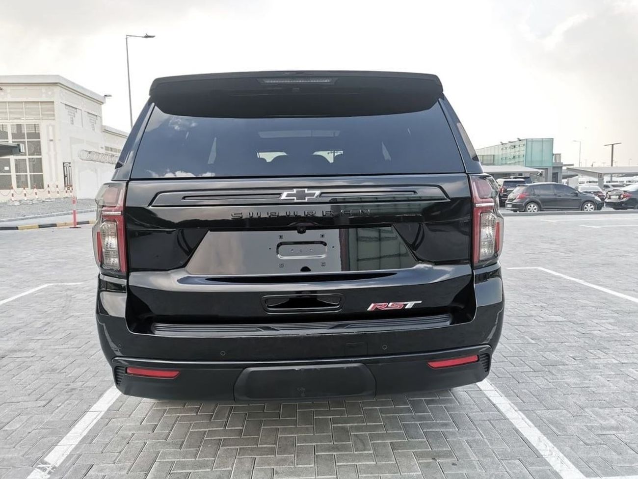 Chevrolet Suburban Chevrolet RST Suburban - 2023 - Black