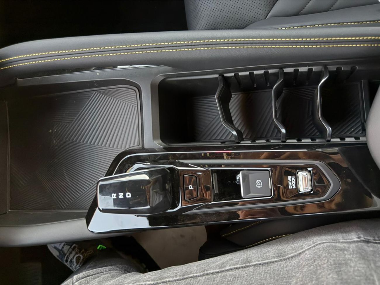 Geely Coolray GF+ 1.5TD