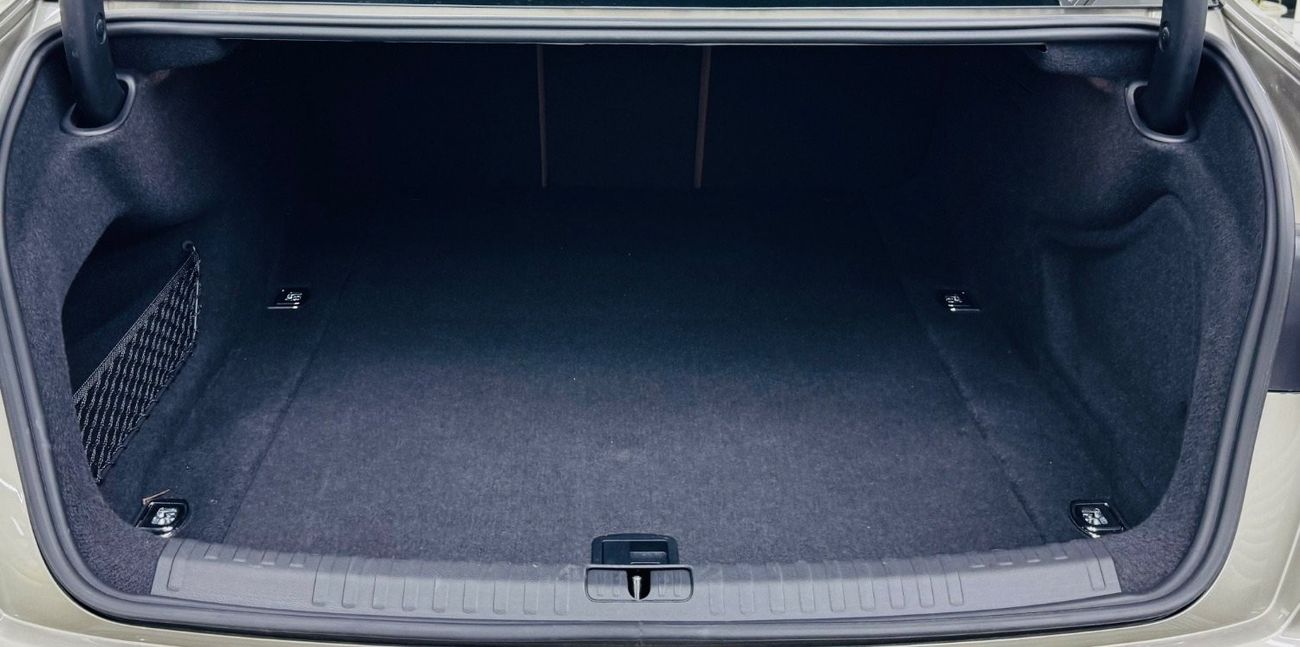 Audi A6 45 TFSI quattro  S-Line 2.0L