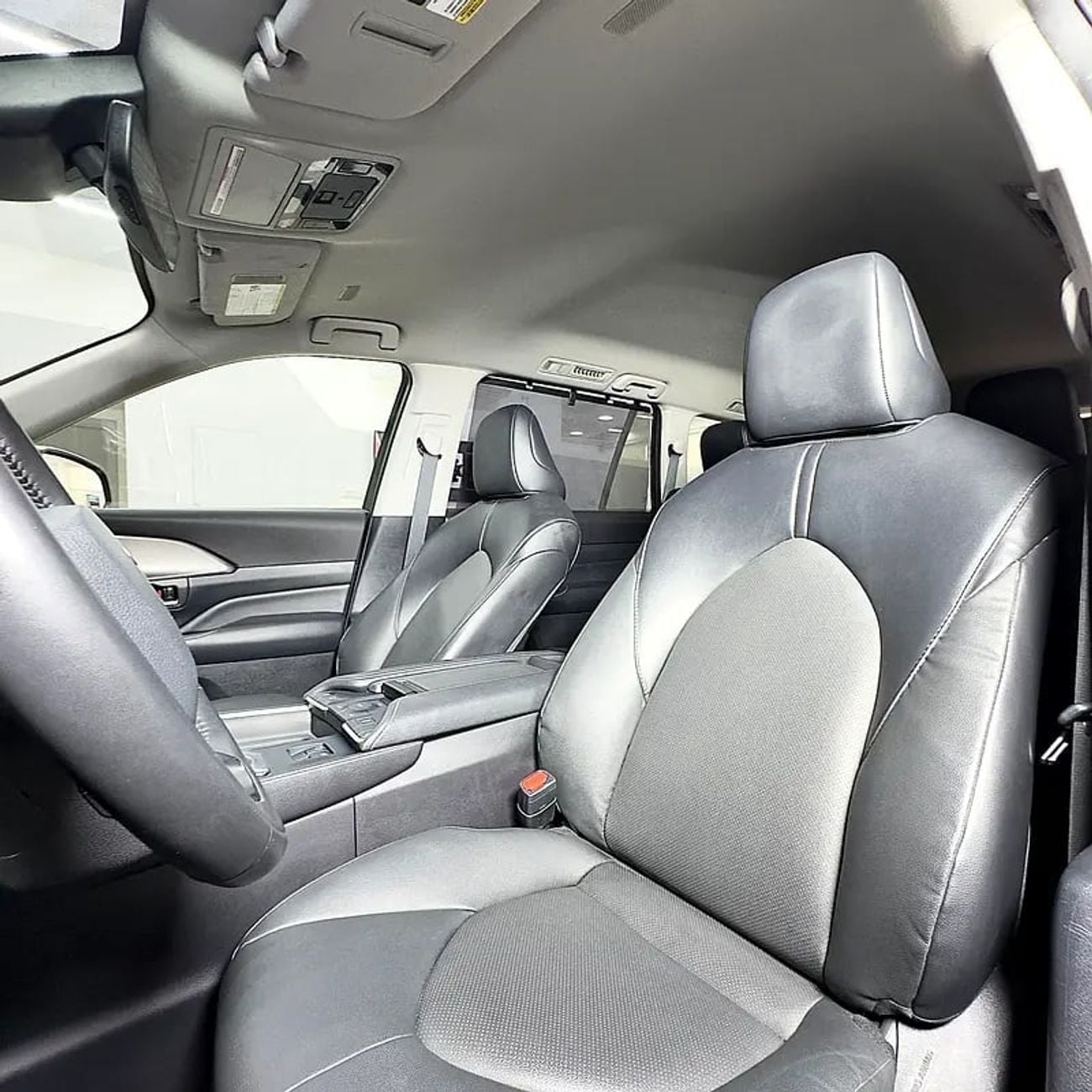 تويوتا جراند هايلاندر XLE