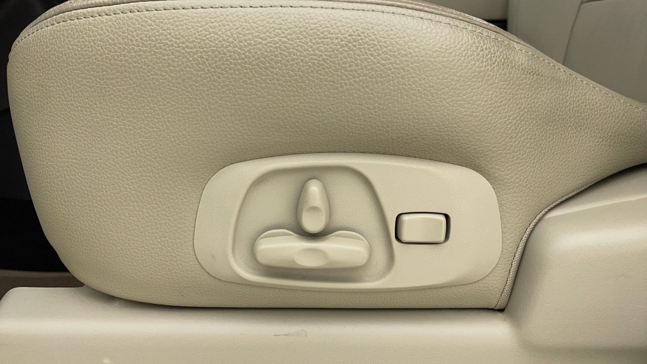 Mitsubishi Pajero GLS HIGHLINE 3.8 | Zero Down Payment | Home Test Drive