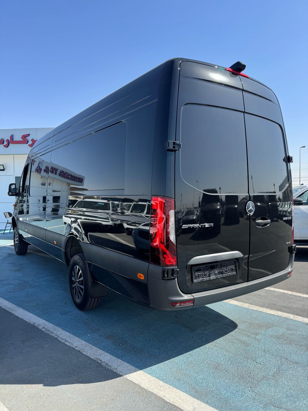 مرسيدس بنز سبرينتر Mercedes Sprinter 319CDI 4x4 Very Rare Spec