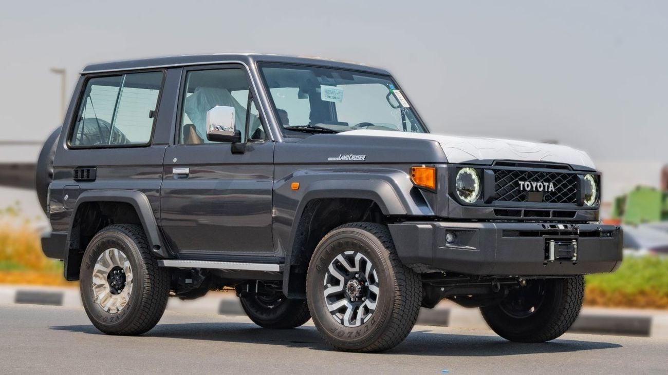 تويوتا لاند كروزر 70 2026 Toyota Land Cruiser LC71 4.0L AT Petrol Full Option (Grey-Brown)