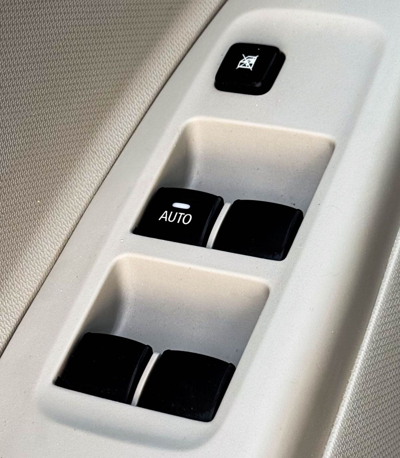 Mitsubishi Attrage Mitsubishi attrage 2022 GCC  accident-free in excellent condition 376 P.M