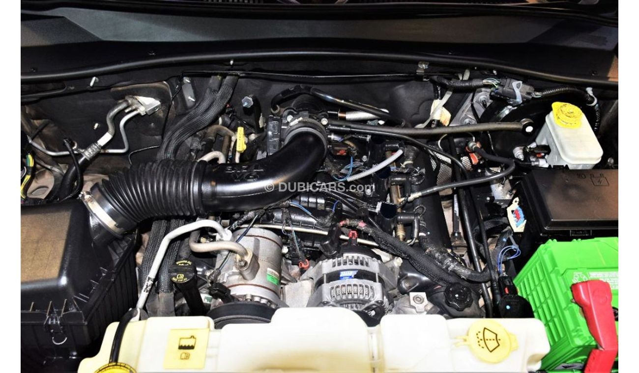 دودج نايترو AMAZING Dodge Nitro 4x4 SXT 2011 Model!! in silver Color! GCC Specs