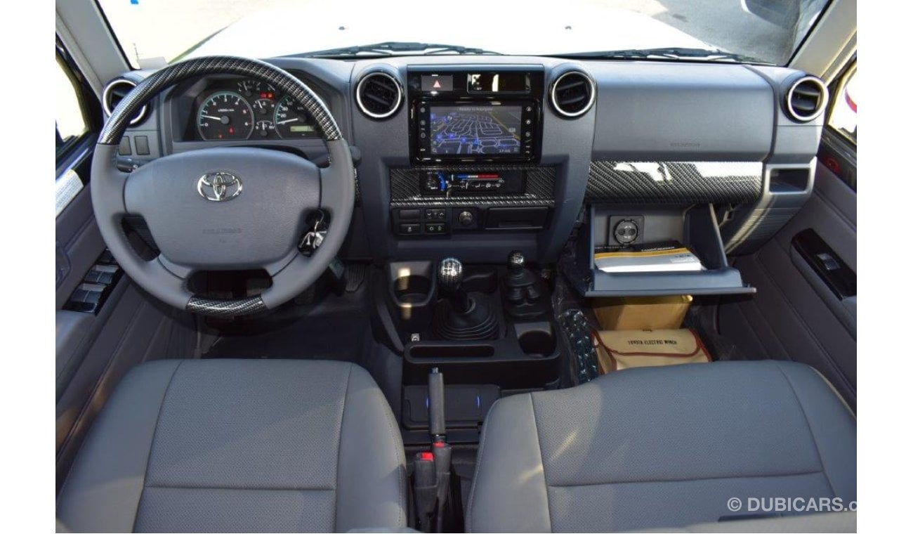 Toyota Land Cruiser Pick Up Double Cab V8 4.5L MT with Differential Lock, Electrical winch - Black Edition