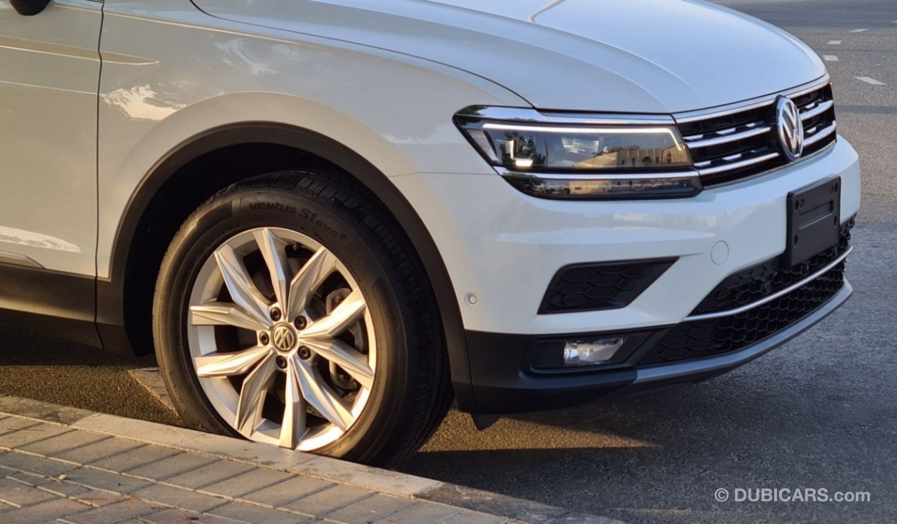 Volkswagen Tiguan Volkswagen Tiguan SEL 2018 Full Service History GCC Perfect Condition