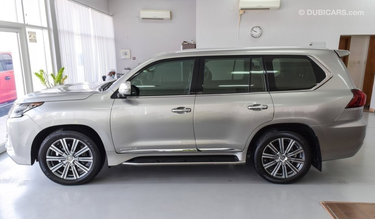 Lexus LX570 Sport Plus