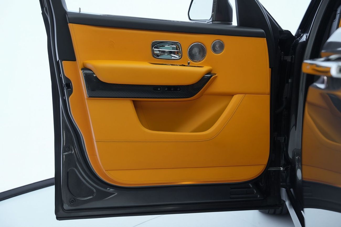 Rolls-Royce Cullinan Rolls Royce Cullinan Black Badge