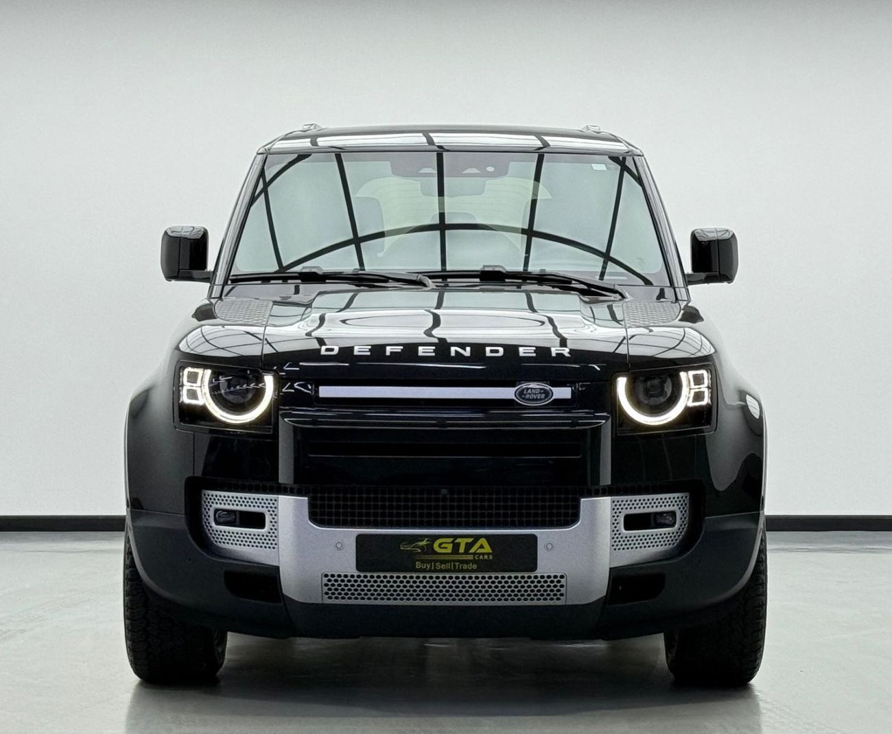 Land Rover Defender P300 110 2.0L (5 Seater) 2024 Land Rover Defender 110 P300, 2029 Land Rover Warranty, Excellent Cond