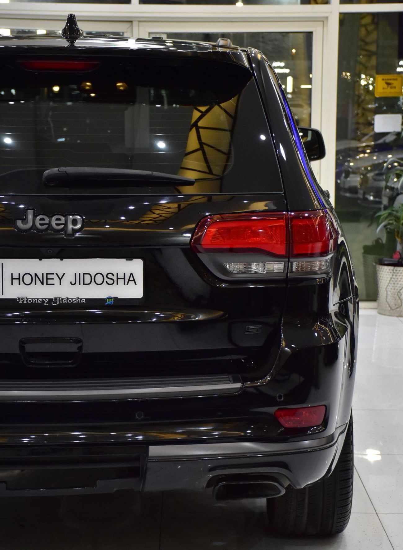 Jeep Grand Cherokee EXCELLENT DEAL for our Jeep Grand Cherokee S ( 2019 Model ) in Black Color GCC Specs